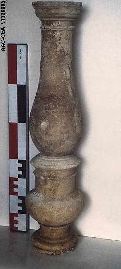 Balustre tourné en pierre