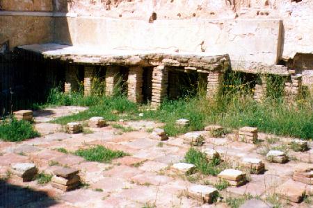 Plancher d'un caldarium